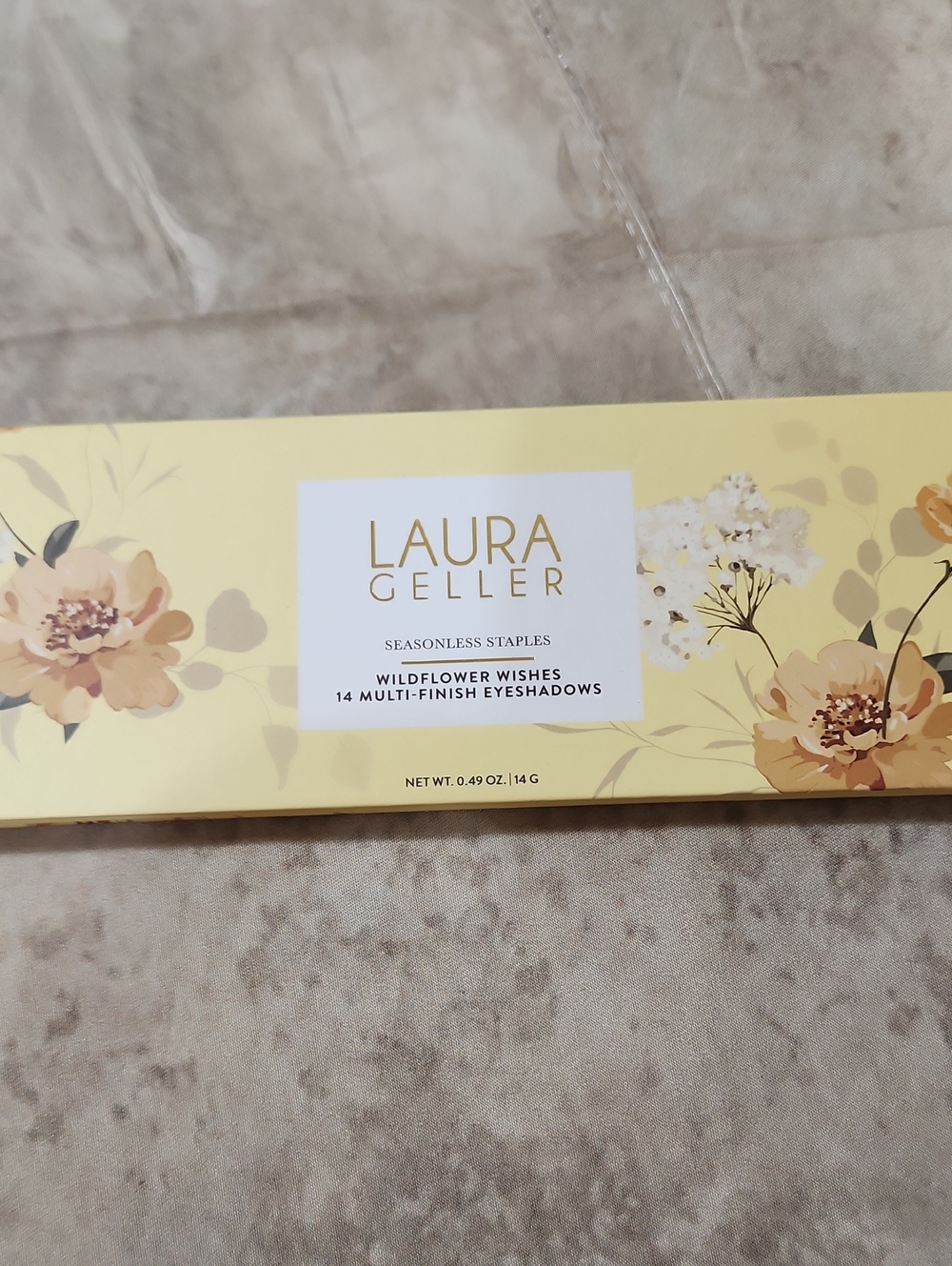 Laura Geller Wildflower Wishes Eyeshadow Palette - White and Yellow Accents